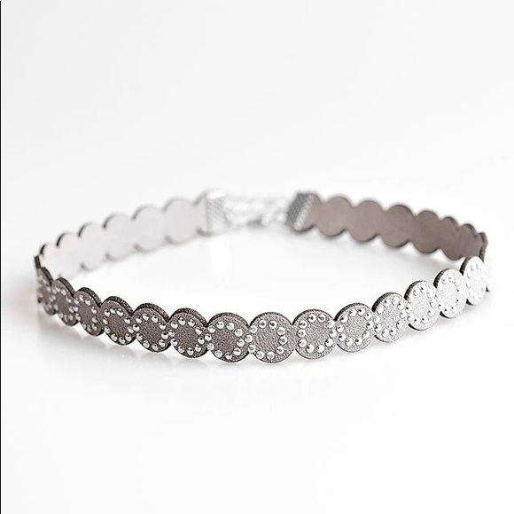 Paparazzi Spot On Suede Choker